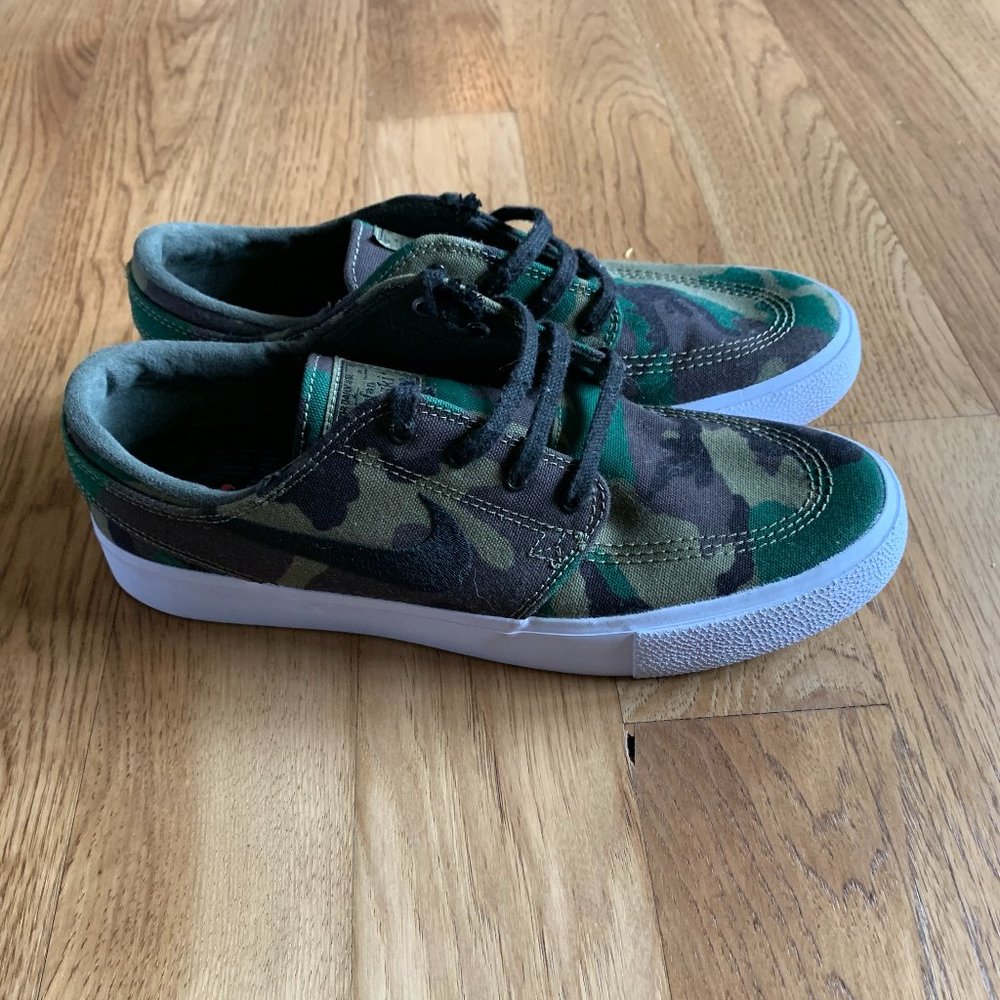 Nike Zoom Air Camo Canvas Sneakers - Men's Size 7